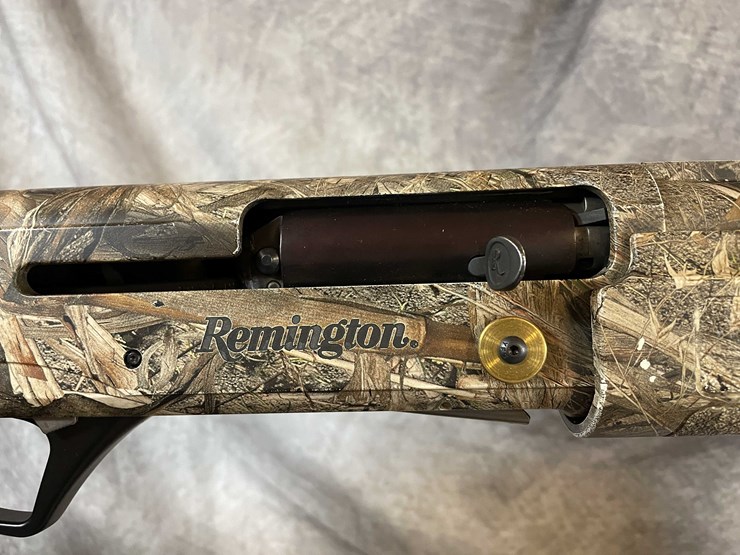 #4826-•-remington-versa-max-12-ga.-semi-auto-shotgun,-sn:-rt92459a-image-11