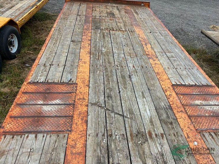 2002-20ft-deck-with-5ft-beaver-tail-tandem-dually-equipment-trailer-image-10