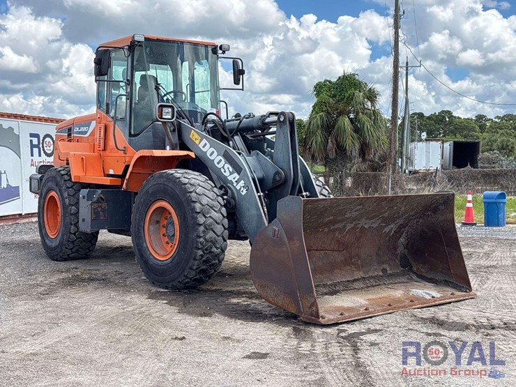 2018-doosan-dl220-5-image-2