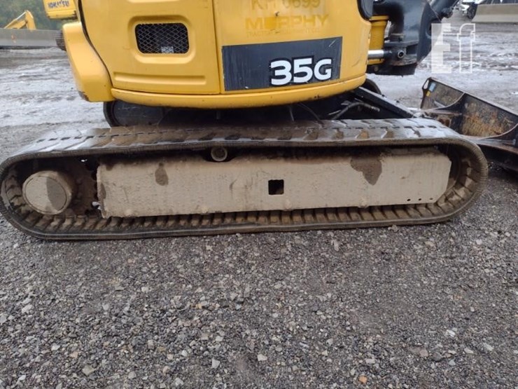 2015-deere-35g-image-34