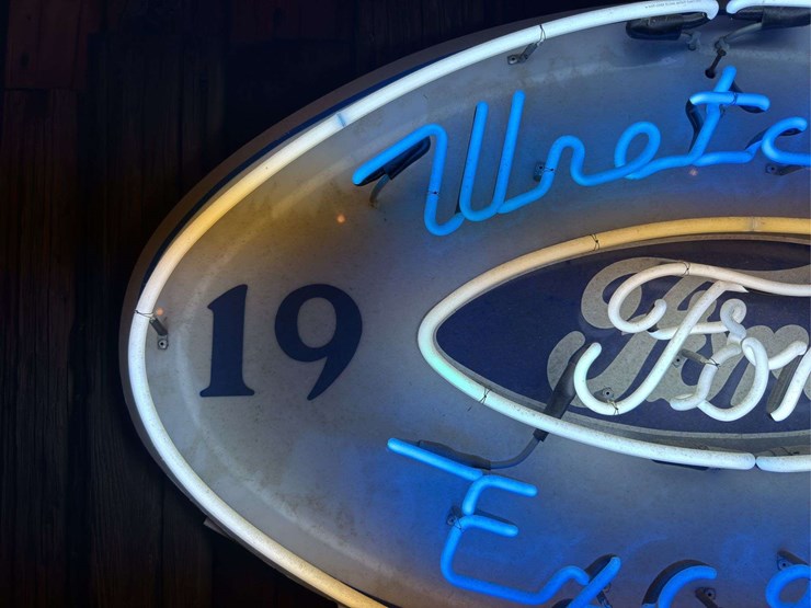ford-neon-image-2