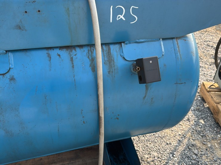 #125-•-quincy-stationary-air-compressor-image-15