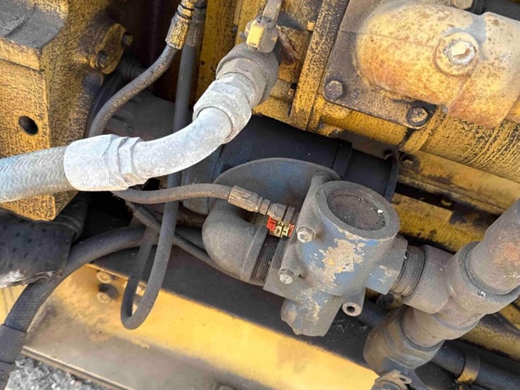caterpillar-3508-image-13