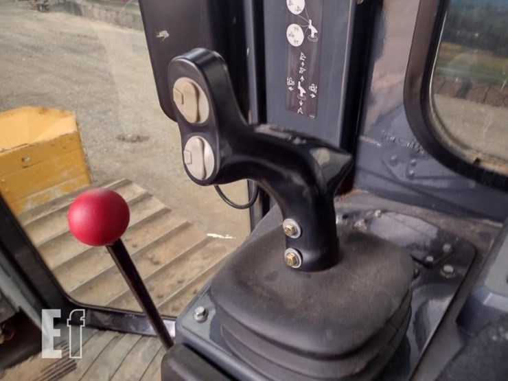 deere-650k-image-11