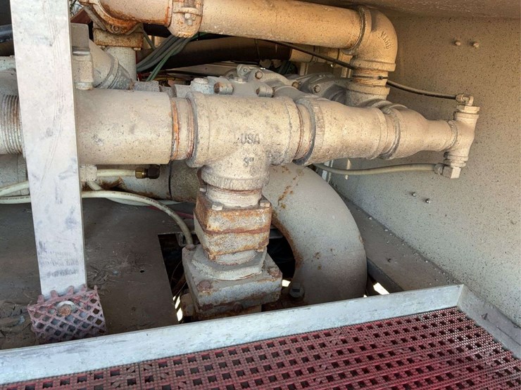 2002-ford-f550-image-29