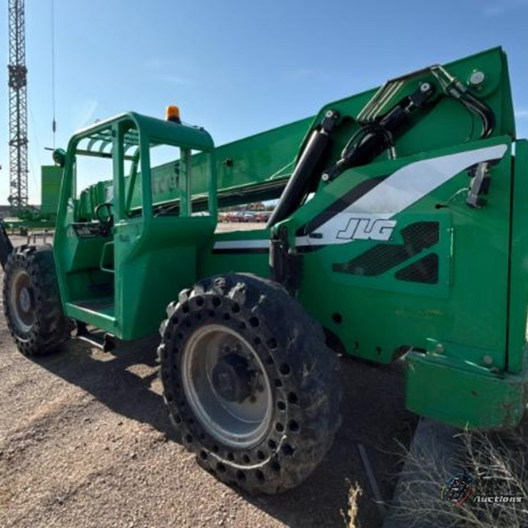 2014 SKY TRAK 10054