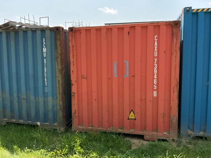 #202-•-shipping-container-image-10