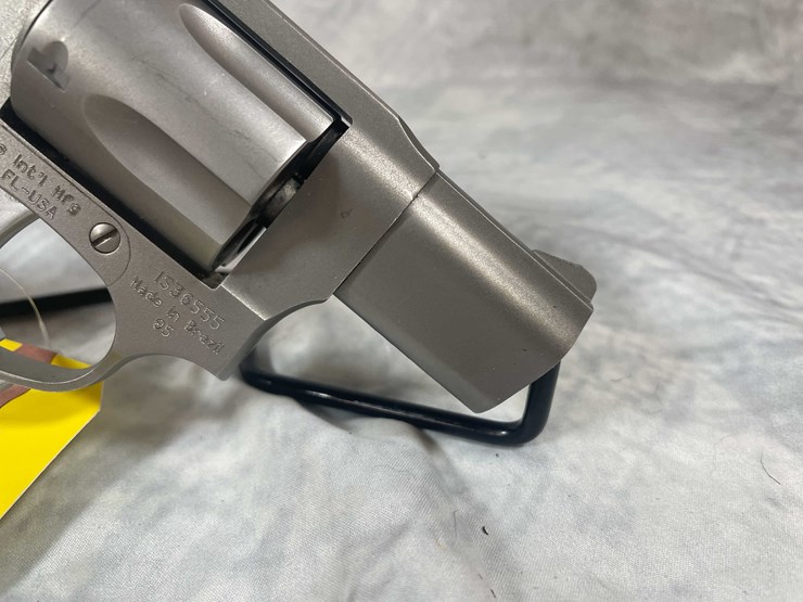 #4820-•-taurus-model-85-38-spl-revolver,-sn:-is36555-image-12