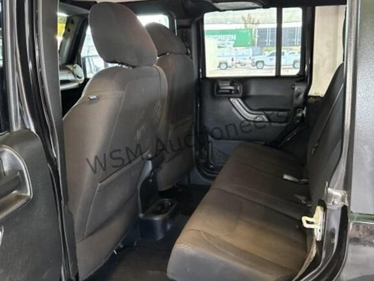 2017-jeep-wrangler-image-26
