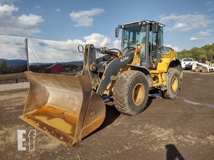 2013-deere-624k-image-32
