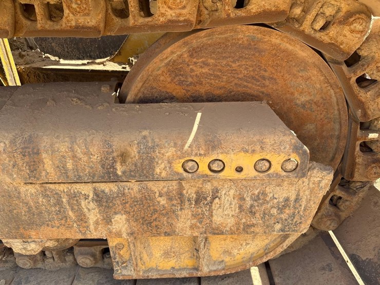 2007-deere-700j-xlt-image-14