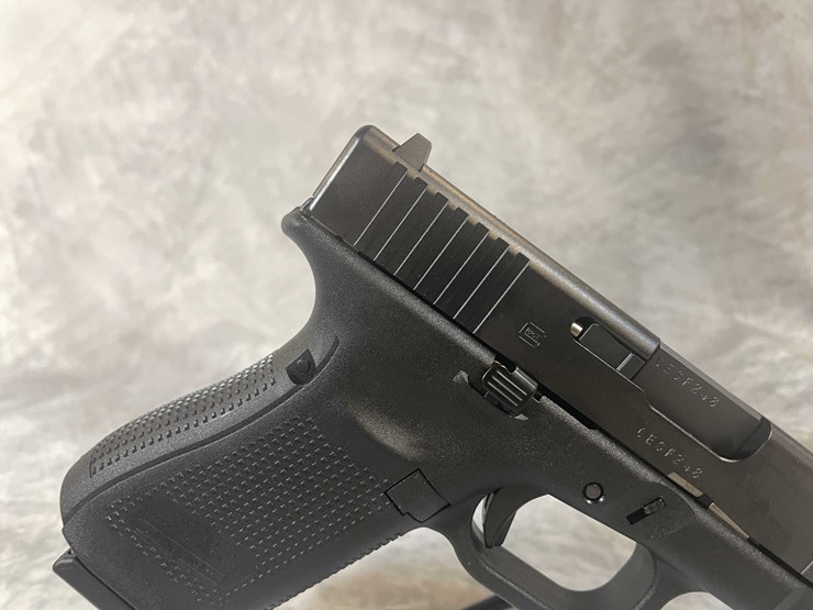 #4797-•-glock-19-gen-5-9mm-luger-pistol,-sn:-cesf248-image-9