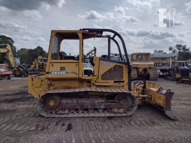 2000-deere-550h-lgp-image-3