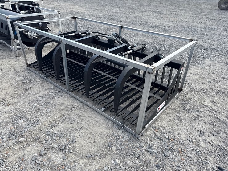 #2088-•-unused-jct-7'-skid-steer-rock-grapple-bucket-inv#-27495-image-2