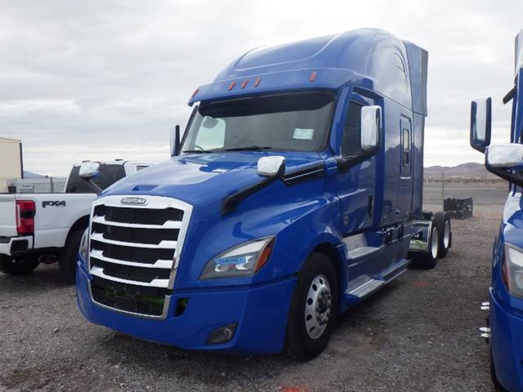 2024-freightliner-cascadia-126-image-1