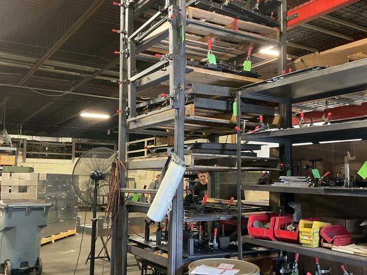 #165-•-steel-pallet-rack-image-3