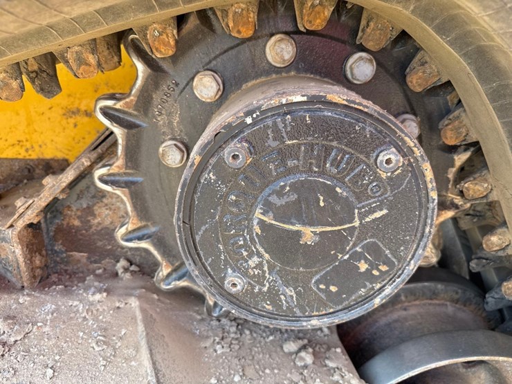 deere-333g-image-10