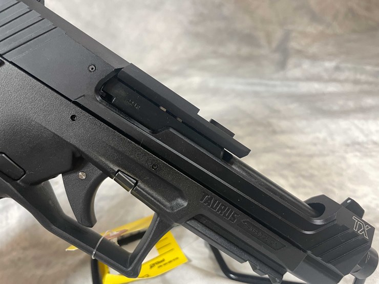 #4801-•-taurus-tx22-competition-22-lr-pistol,-sn:-1pt435457-image-9