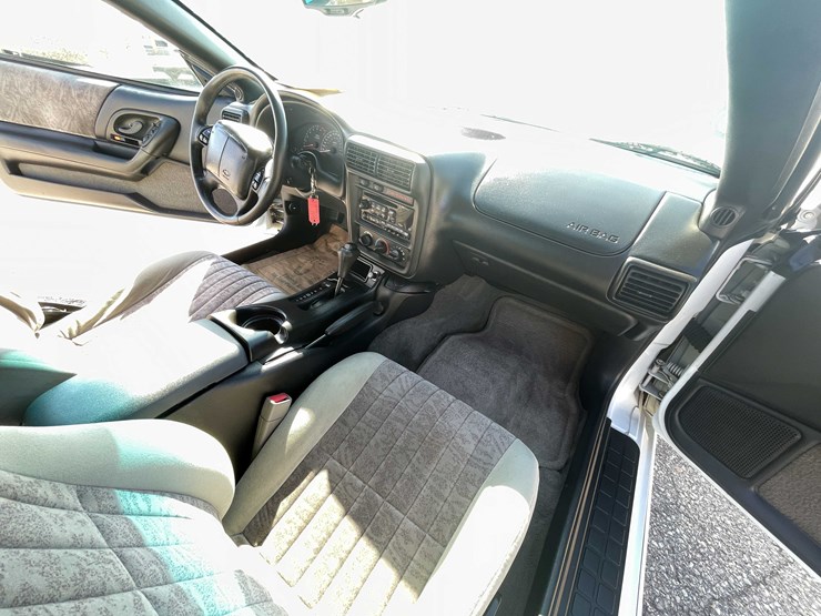 #6877-•-2000-chevy-camaro-z28-(has-wi-title)-(neenah,-wi)-image-80