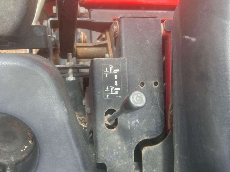 gravely-riding-mower-image-13