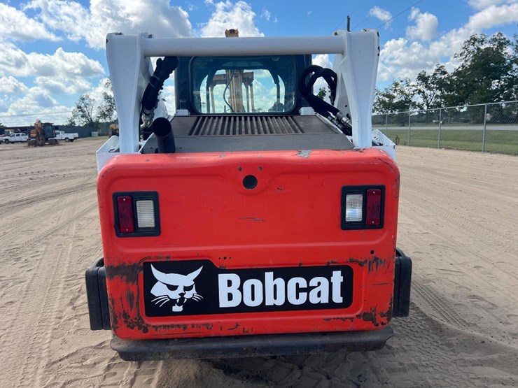 2022-bobcat-t595-image-3