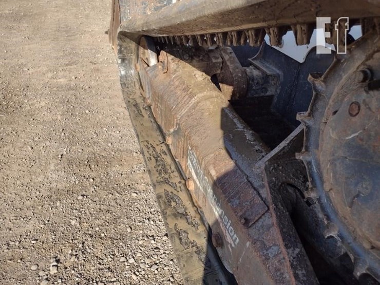 2019-bobcat-t870-image-24
