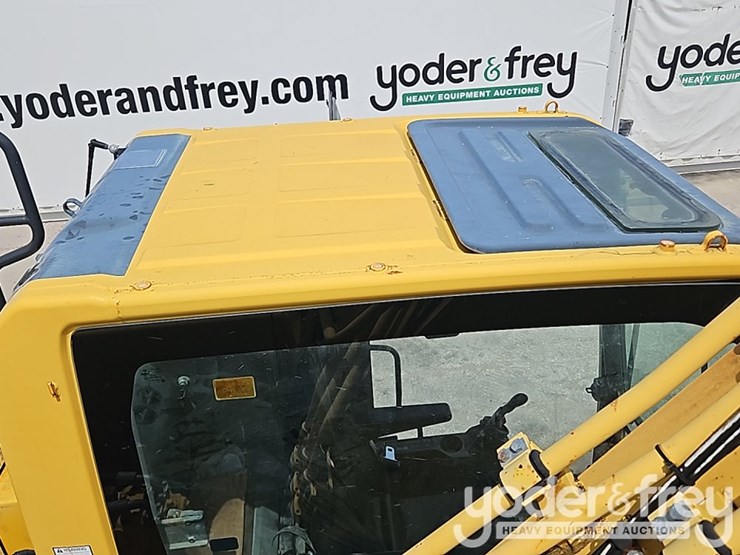 2016-komatsu-pc360-lc-11-image-33