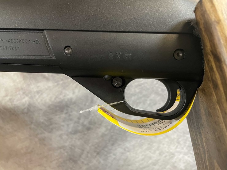#4867-•-benelli-nova-12-ga.-pump-action-shotgun,-sn:-z1023140u-image-26