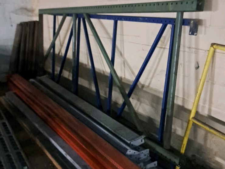 #174-•-pallet-racking-image-11