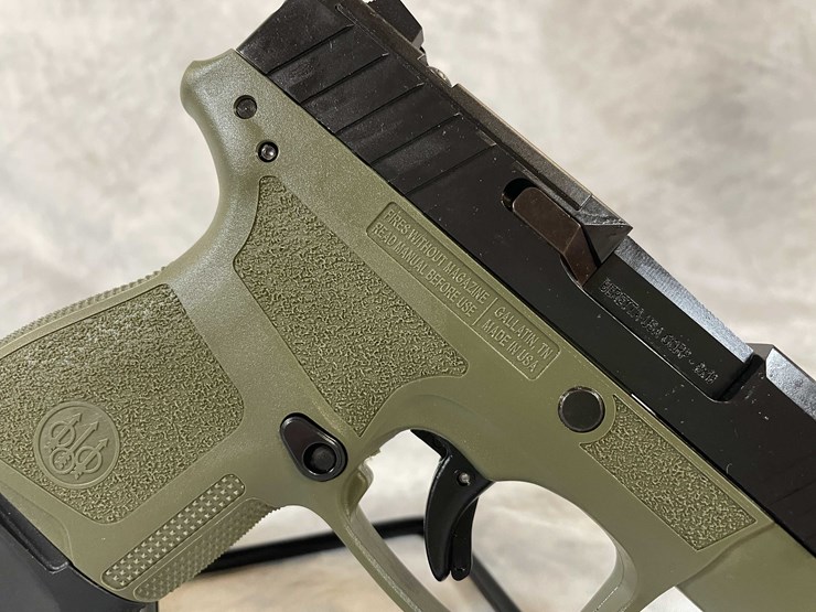 #4789-•-beretta-apx-a1-carry-9mm-luger-pistol,-sn:-axc150909-image-10