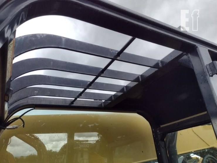 2013-caterpillar-tl642c-image-13