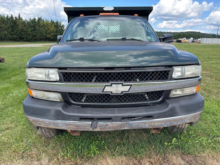 2002-chevy-3500-dump-image-2