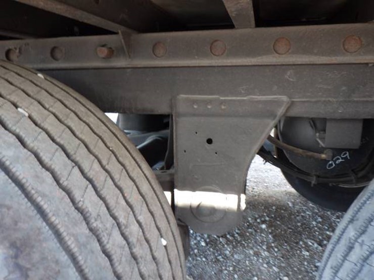 2016-utility-3000r-image-12