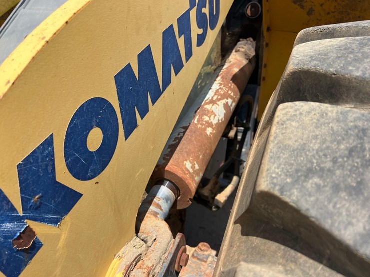 2006-komatsu-wa200-5-image-13