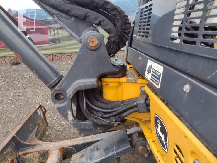 2015-deere-35g-image-25