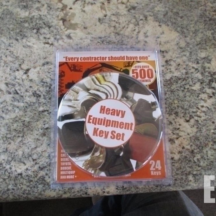 HEAVY EQUIPMENT 24-KEY SET