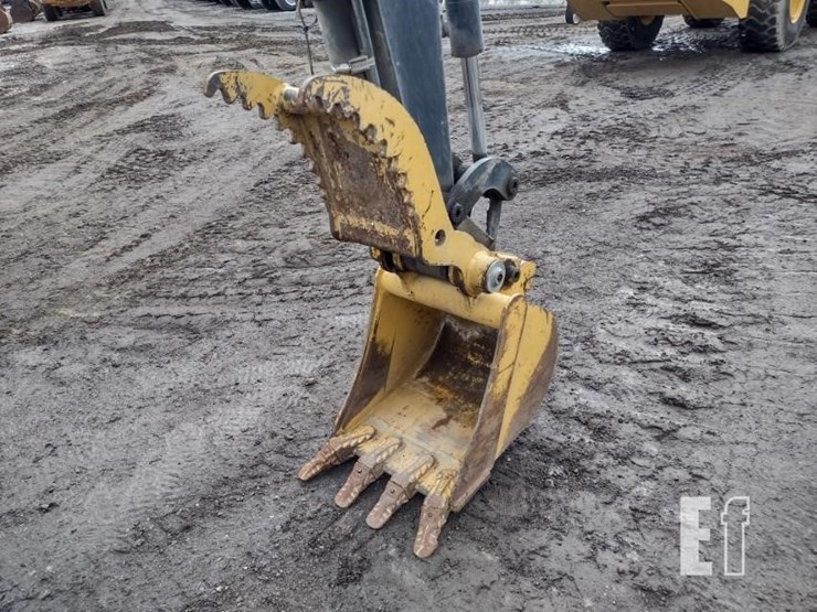 2022-deere-35g-image-20