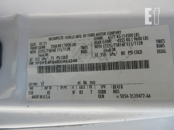 2011-ford-e450-image-22