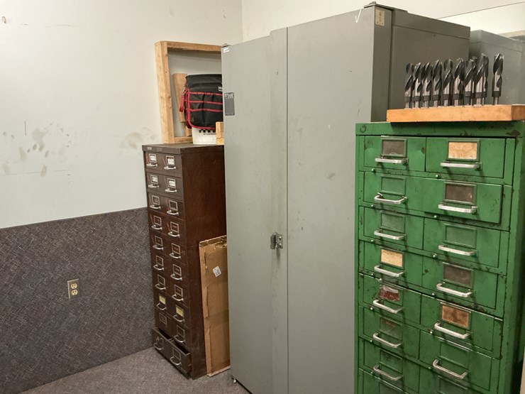 #169-•-steel-parts-closet-image-3