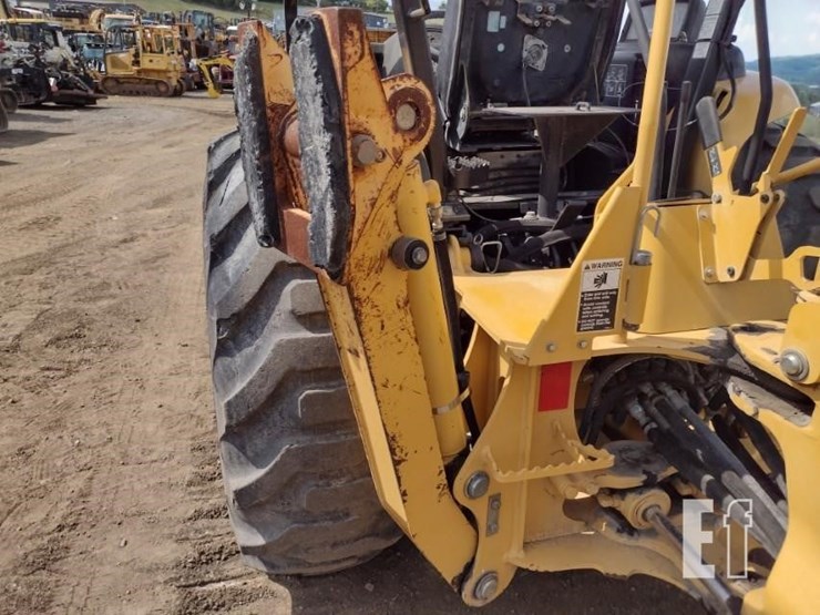2005-deere-110-image-24