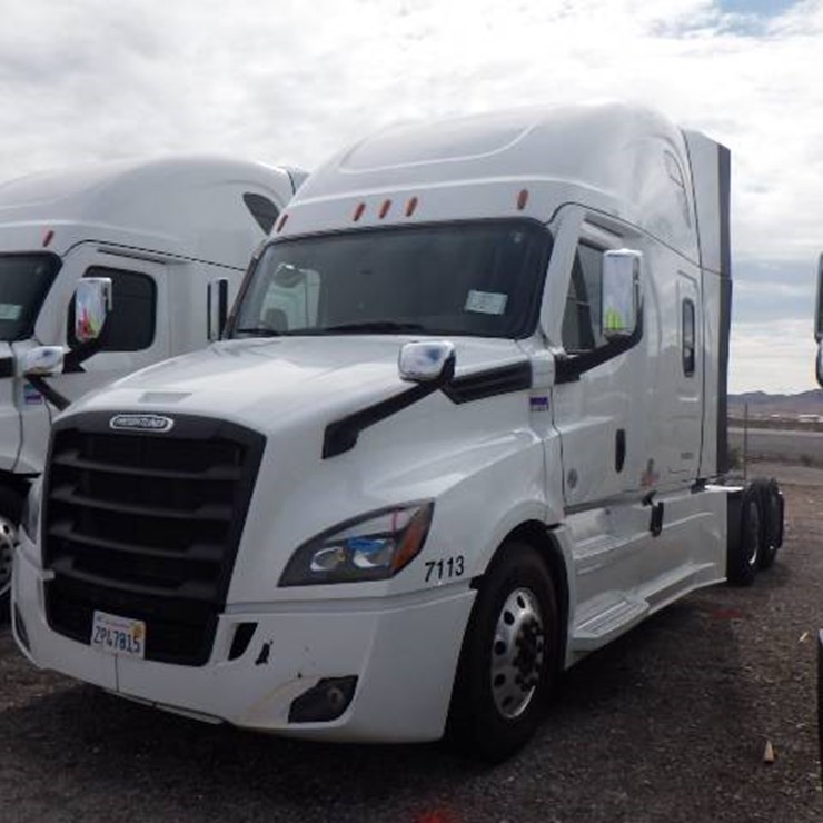 2024 FREIGHTLINER CASCADIA 126
