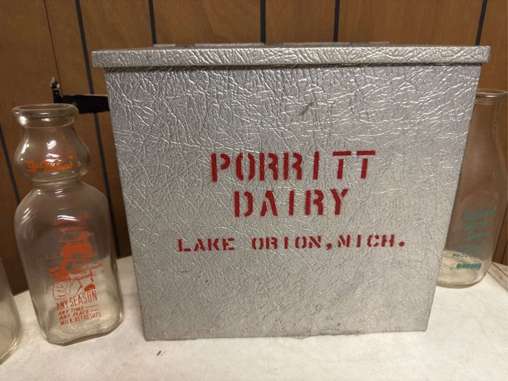 (11)-dairy-bottles-and-milk-cooler-image-4