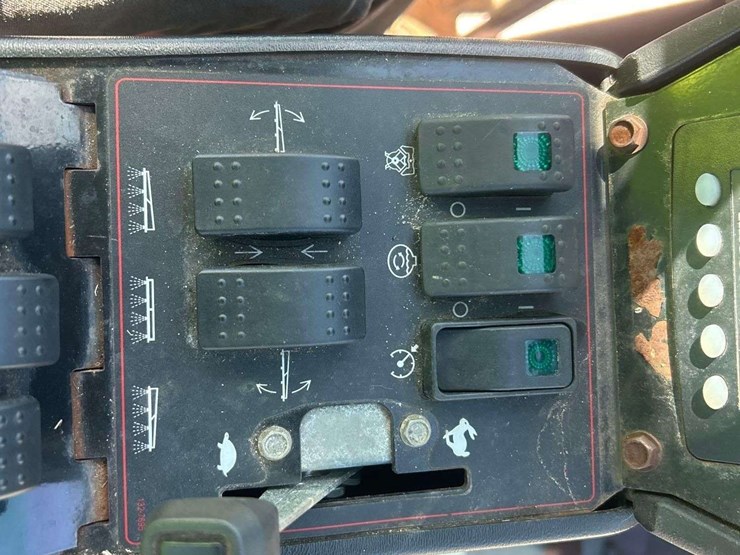 toro-multi-pro-5800-image-11