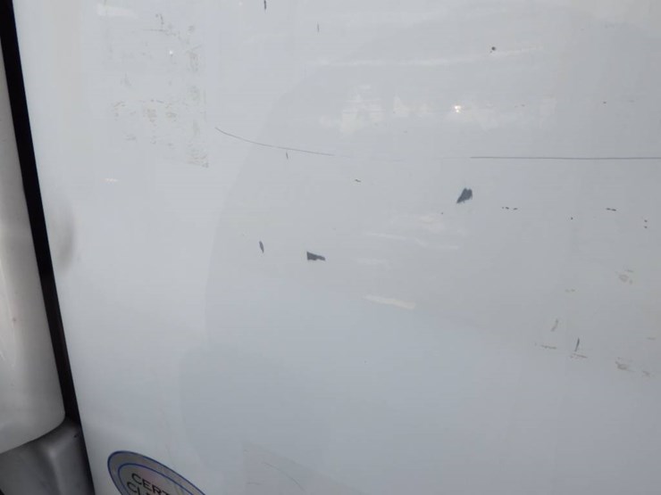 2015-hino-268-image-19