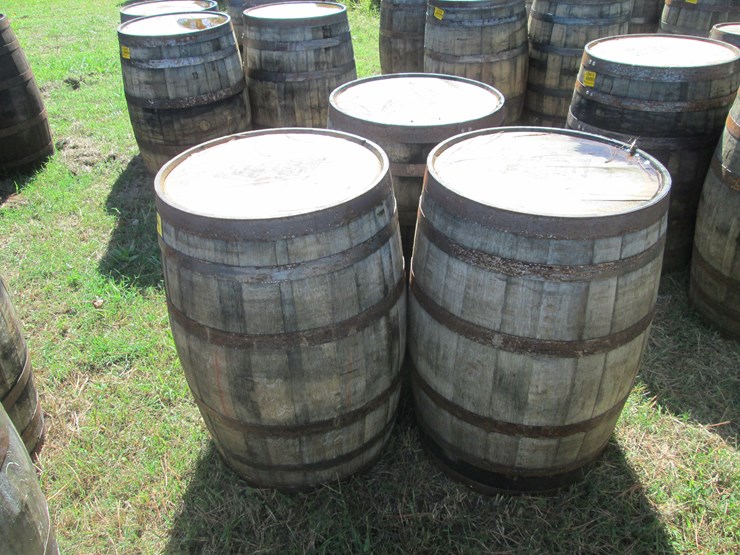 #29407-•-lot-of-(3)-whiskey-barrels-image-1