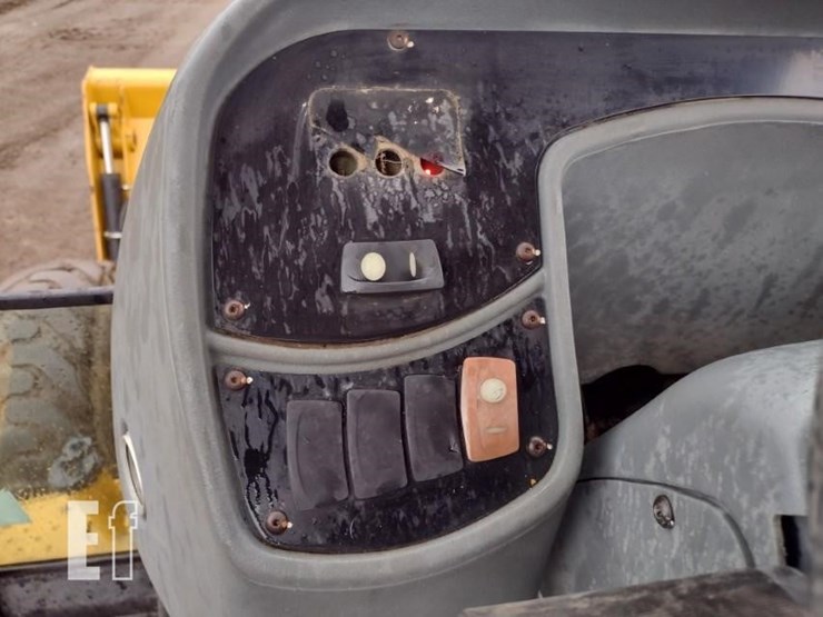 2006-caterpillar-416d-image-7