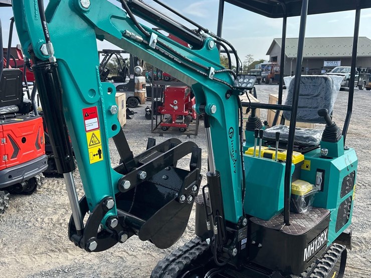 unused-cfg-industrial-mh12rx-mini-excavator-image-1