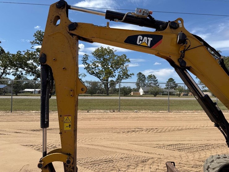 2020-caterpillar-303.5e2-cr-image-21