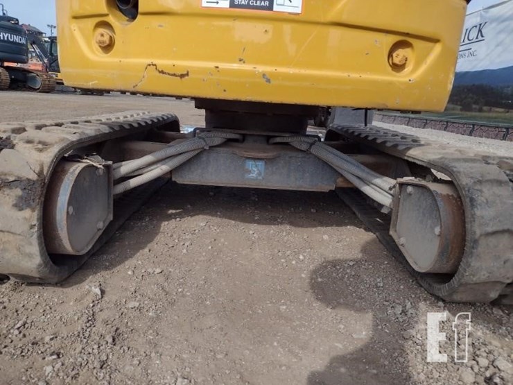 2022-deere-17g-image-43