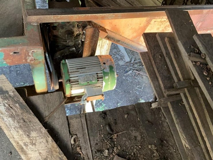 #120-•-double-end-trim-saw-image-16